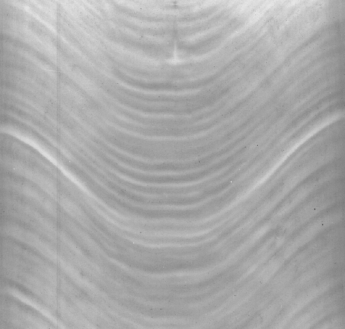 \includegraphics[width=11cm]{instabilite_exp1.ps}